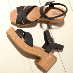 Isla Heeled Sandal Black Leather
