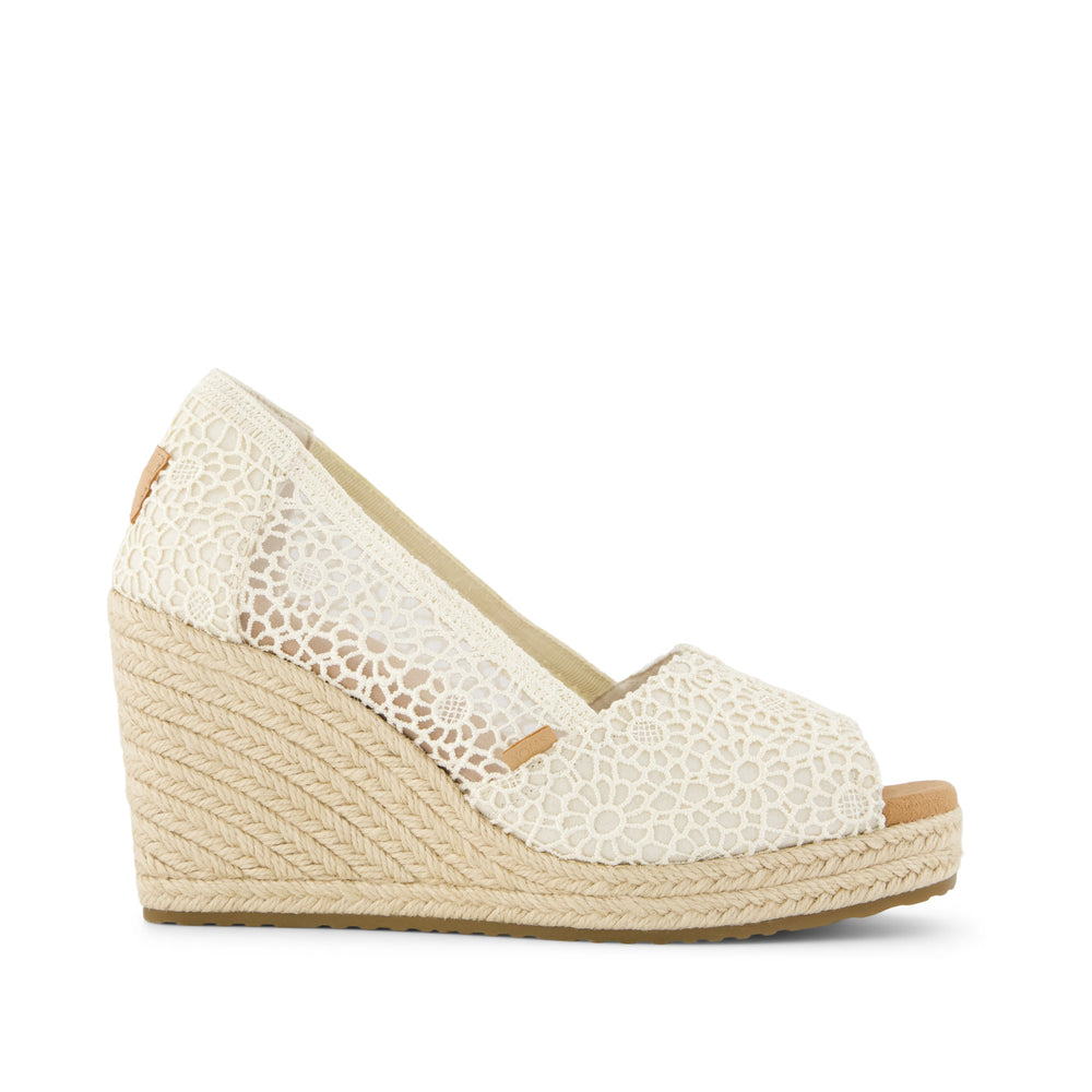 Essential Wedge Natural Moroccan Crochet