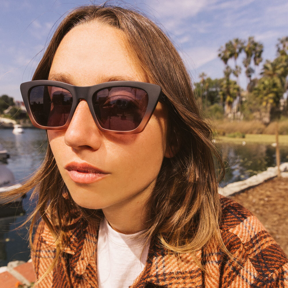 Sahara Black Honey Tortoise Fade Traveler Sunglasses