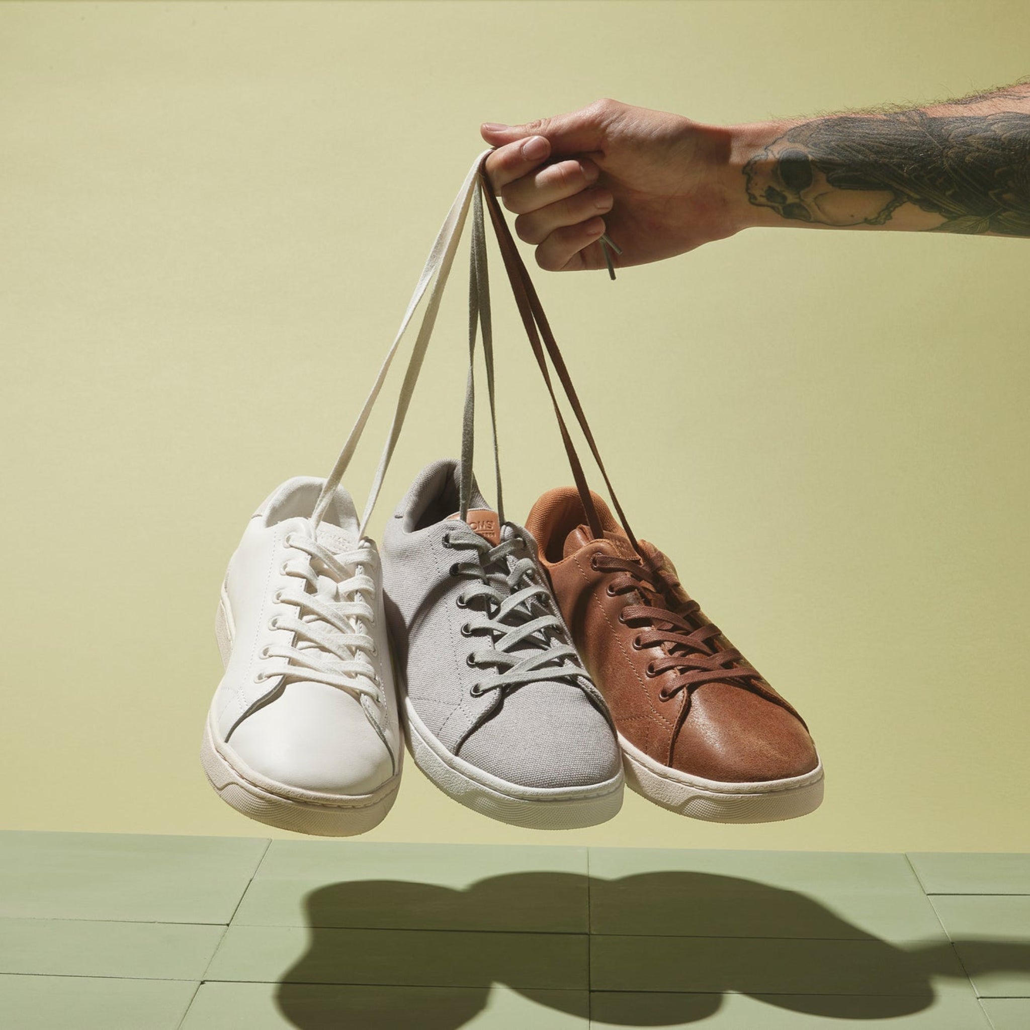 TRVL LITE White Leather Lace-Up Sneaker