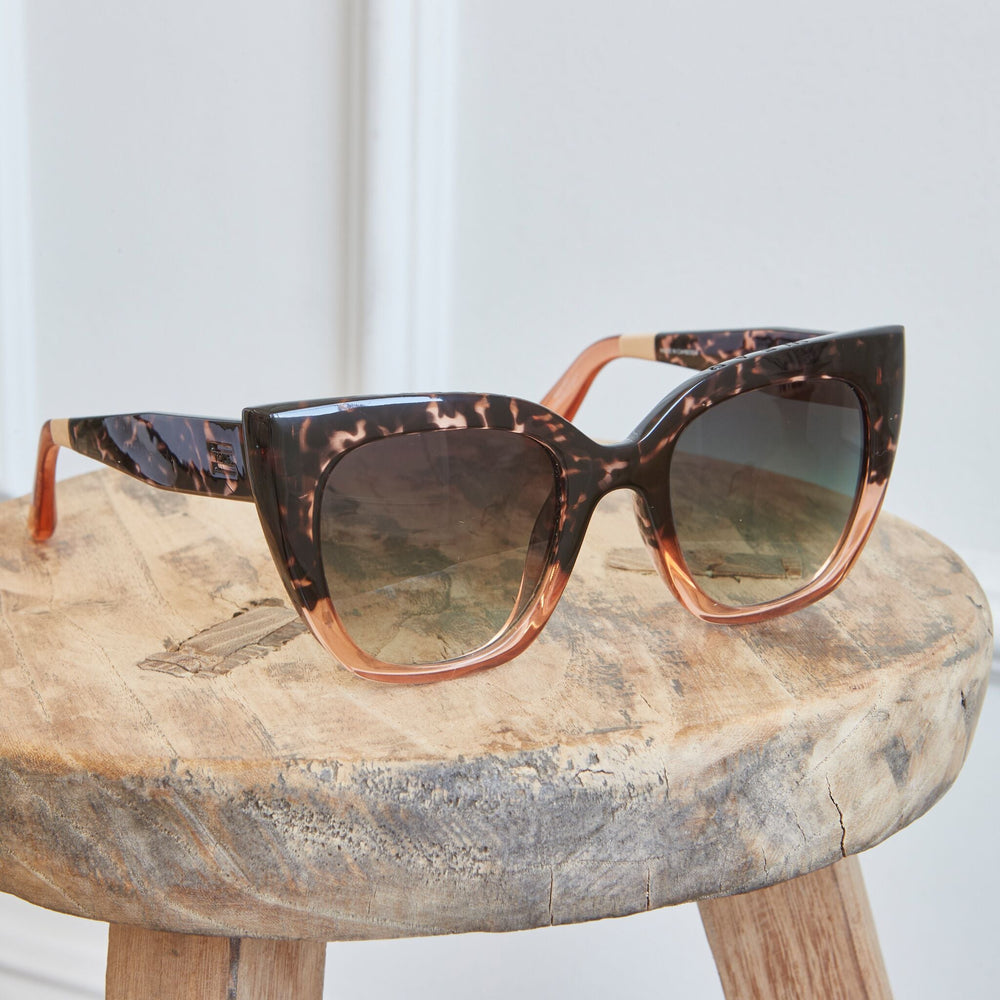 Sydney Blonde Tortoise Apricot Fade Traveler Sunglasses