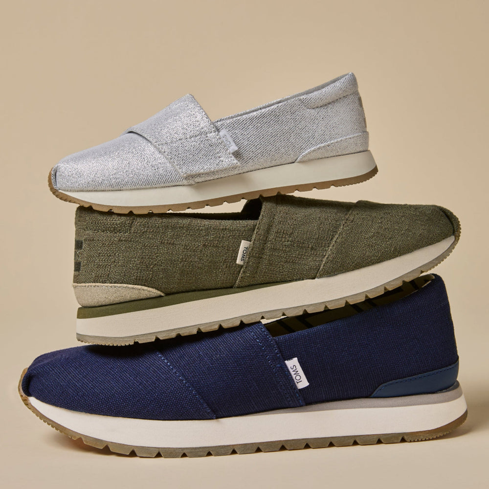 Resident Plus Navy Heritage Canvas