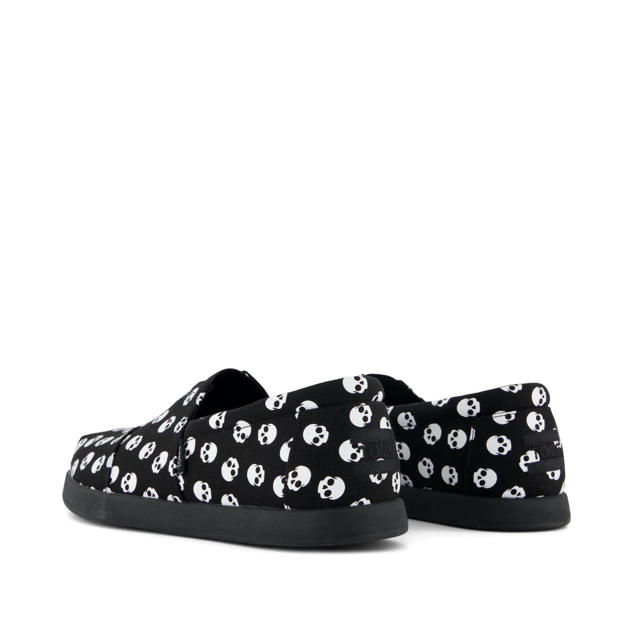 Alp FWD Black Glow In The Dark Halloween Skulls