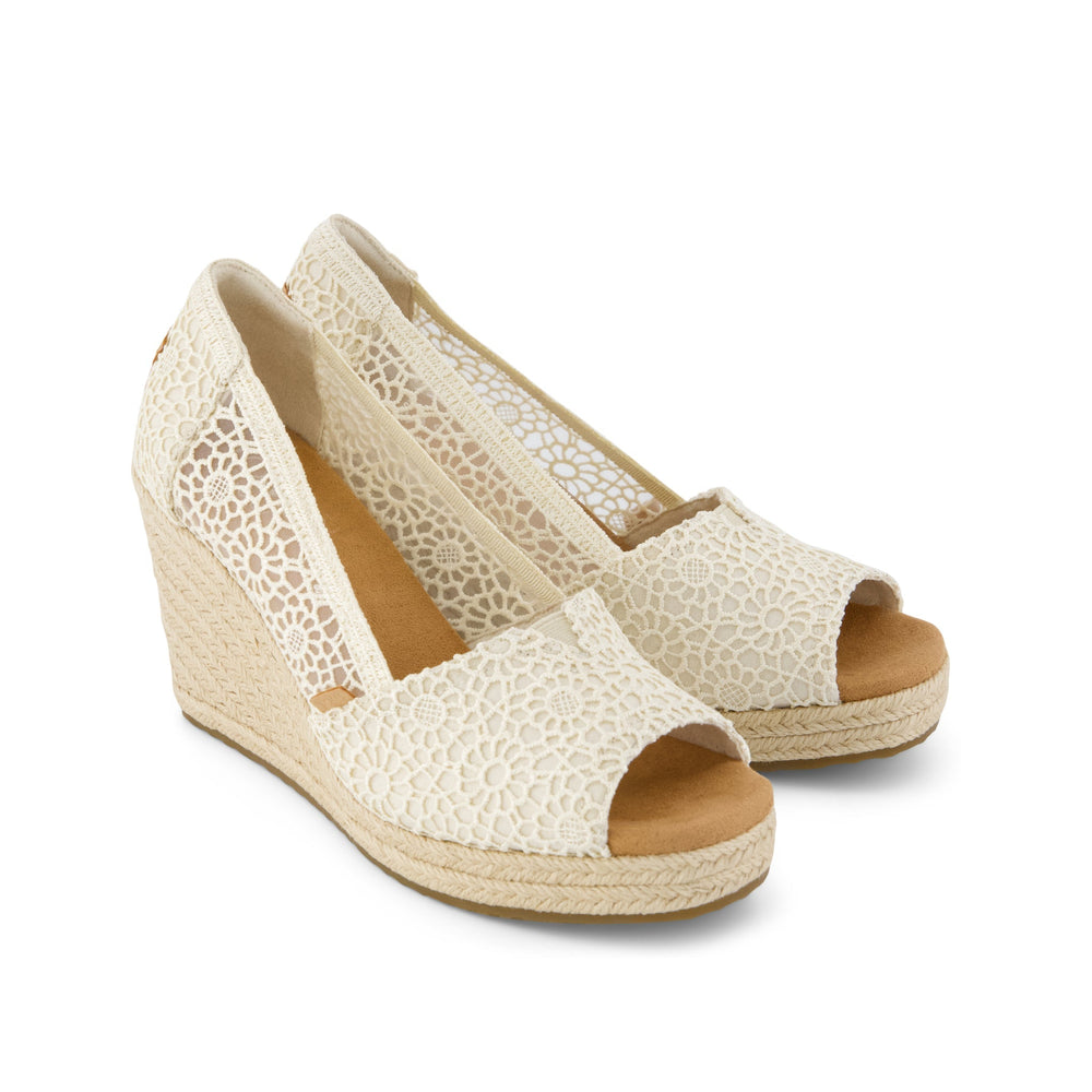 Essential Wedge Natural Moroccan Crochet