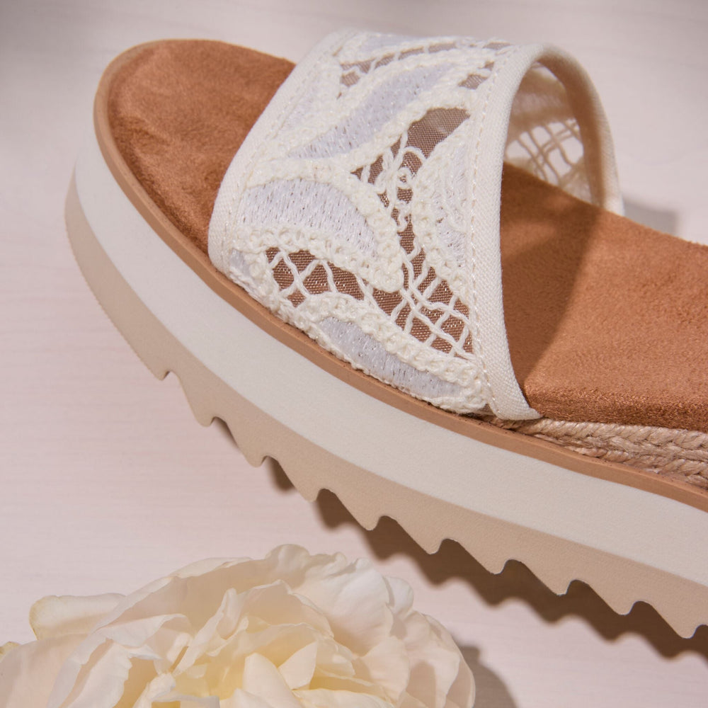 Diana Wedge Sandal Natural Floral Crochet