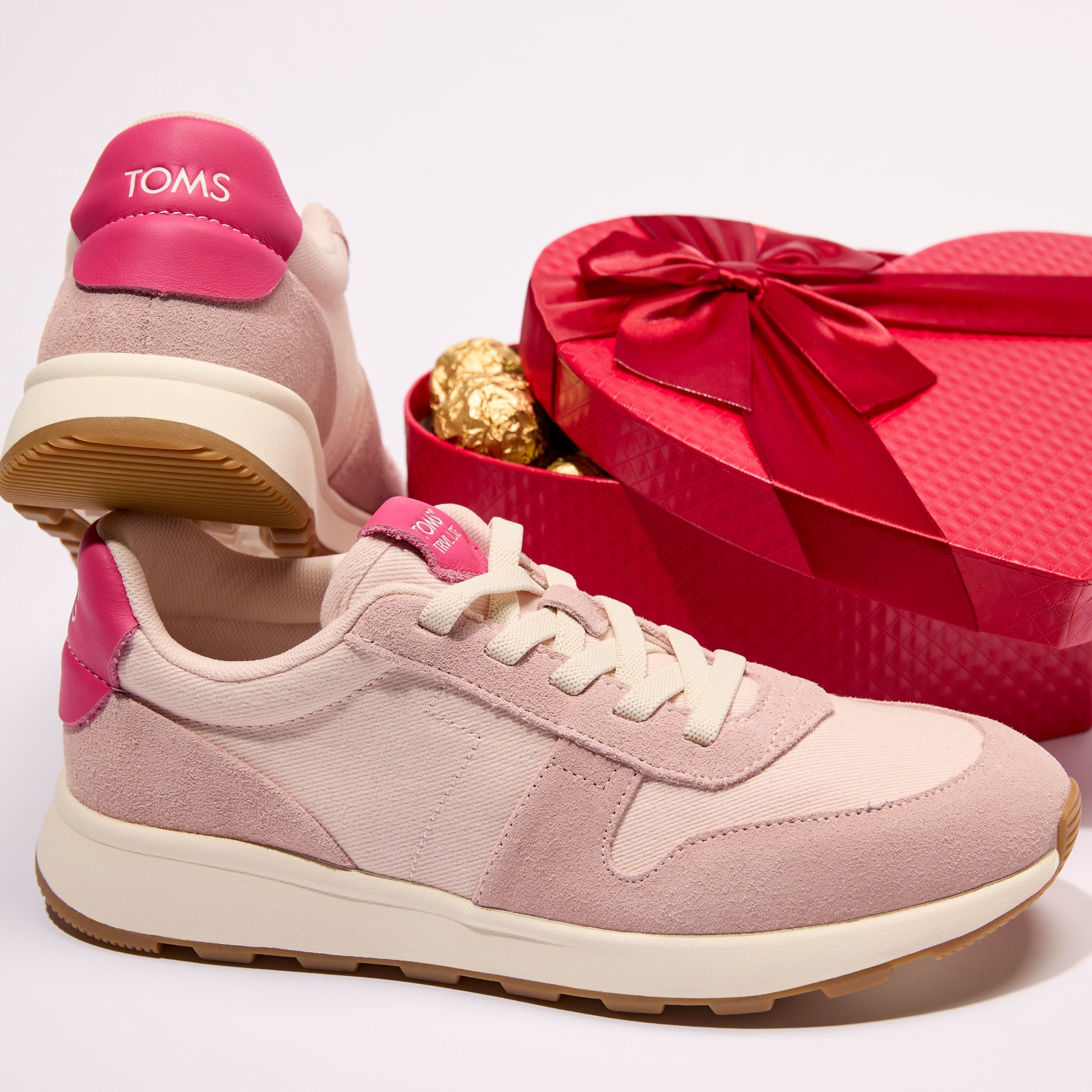 TRVL LITE Retro Runner Sneaker Water Repellent Pale Rose