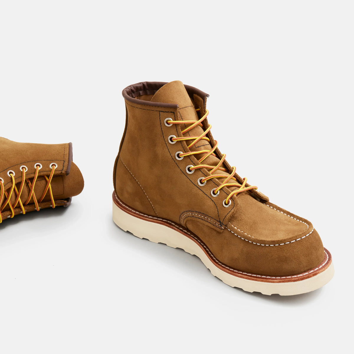 Classic Moc 6-Inch Boot in Olive Leather 8881 | Red Wing Heritage | Red Wing Shoes Men