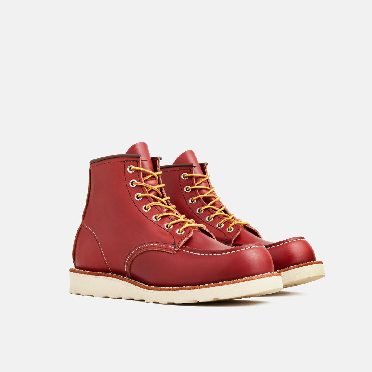 Classic Moc in Oro Russet 8875 | Red Wing Heritage | Red Wing Shoes Men