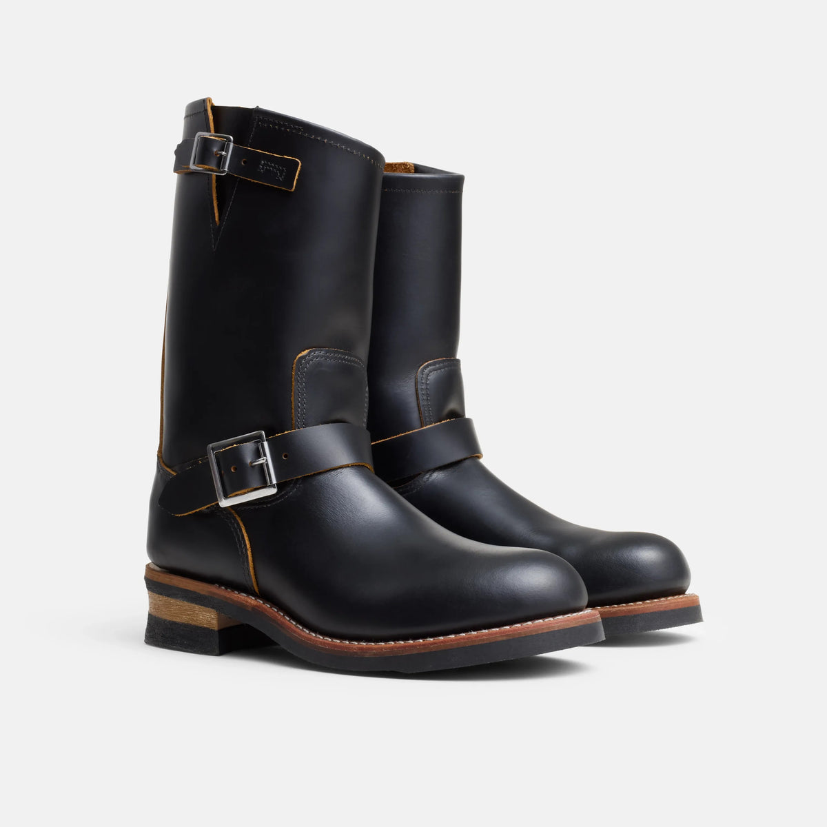 Engineer Boot in Black Klondike Leather 2966 | Red Wing Heritage | Red Wing Shoes Men|Apparel