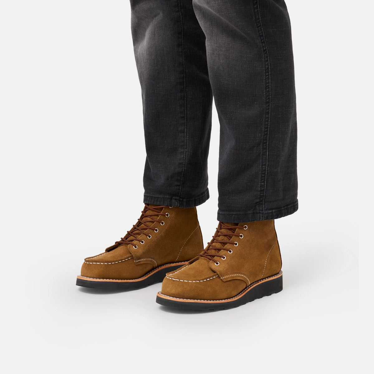 6-Inch Classic Moc Short Boot in Olive Leather 3377 | Red Wing Heritage | Red Wing Shoes Women