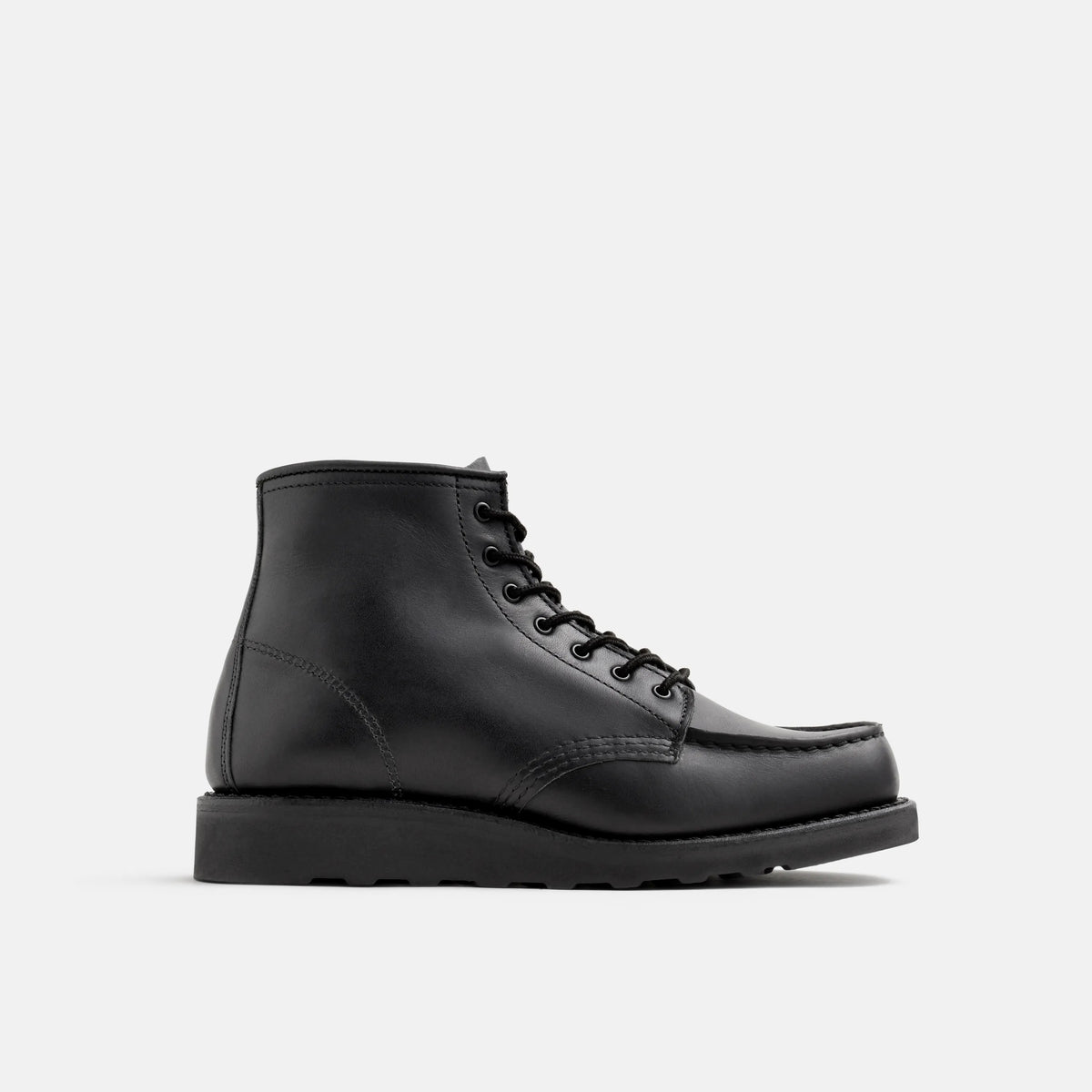 6-Inch Classic Moc Short Boot in Black Leather 3380 | Red Wing Heritage | Red Wing Shoes Women