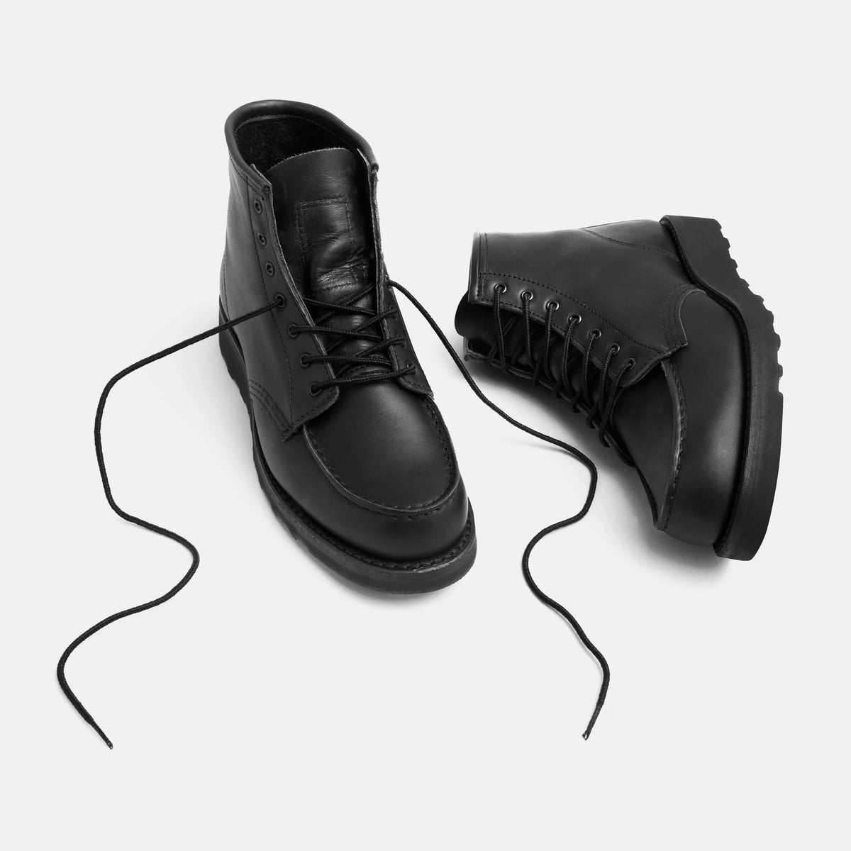 6-Inch Classic Moc Short Boot in Black Leather 3380 | Red Wing Heritage | Red Wing Shoes Women