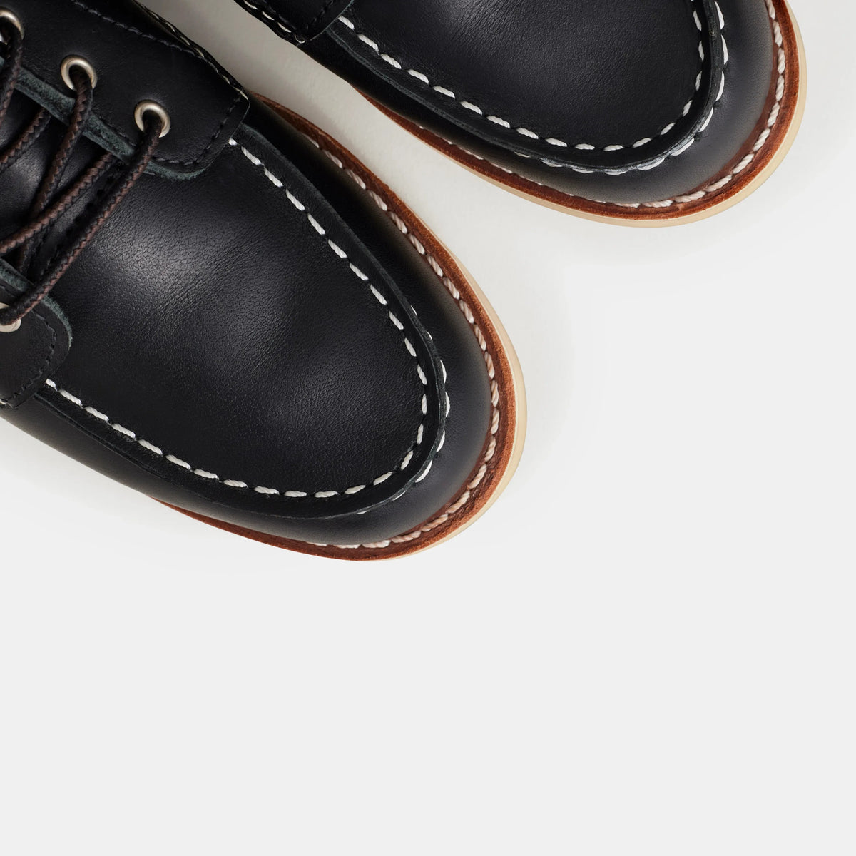 6-Inch Classic Moc Short Boot in Black Leather 3373 | Red Wing Heritage | Red Wing Shoes Women|Apparel