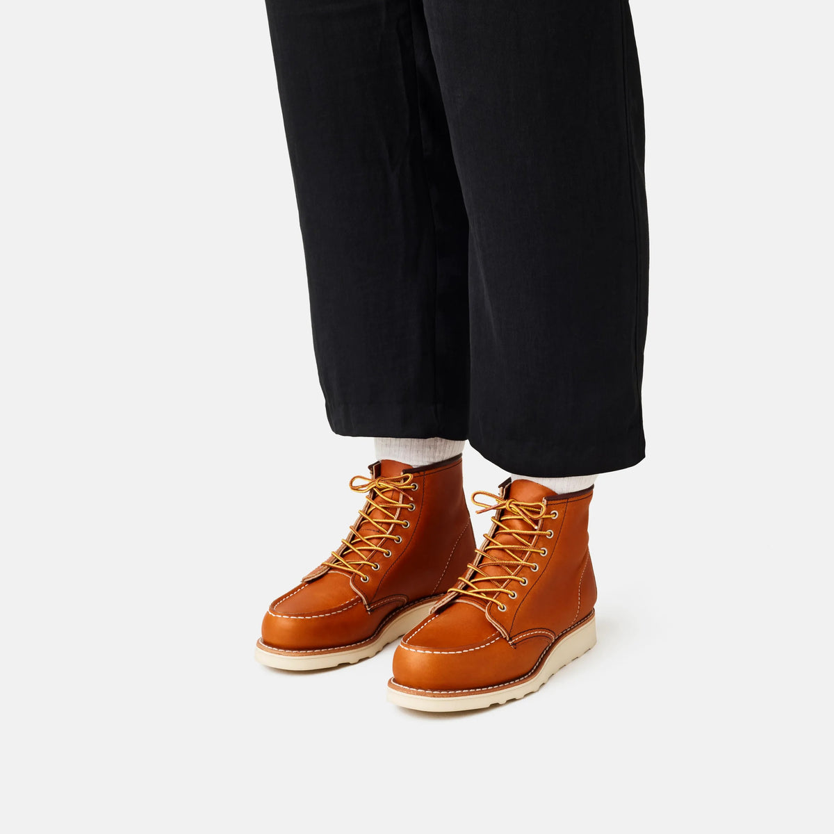 6-Inch Classic Moc Short Boot in Brown Leather 3375 | Red Wing Heritage | Red Wing Shoes Women|Apparel