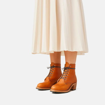 Clara Heeled Boot in Brown Leather 3404 | Red Wing Heritage | Red Wing Shoes Women|Apparel