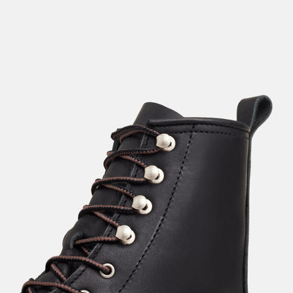 Silversmith Short Boot in Black Leather 3361 | Red Wing Heritage | Red Wing Shoes Women|Apparel