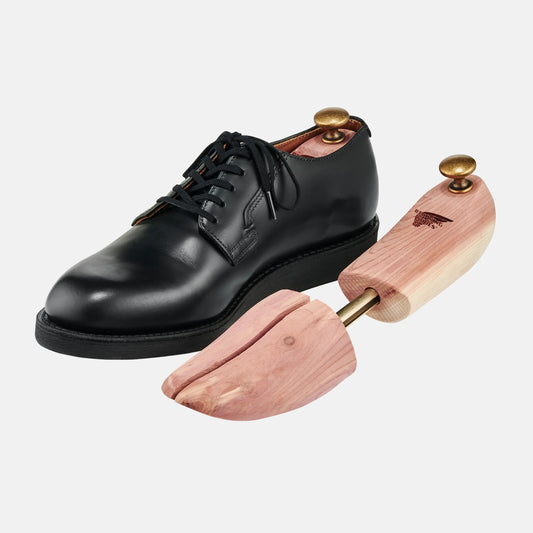 Cedar Oxford Tree for Shoe Storage 95061 | Red Wing Shoes Apparel