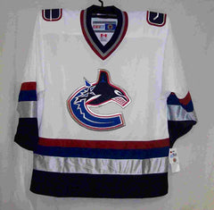 Vancouver Canucks Retro White CCM 550 Jersey Youth