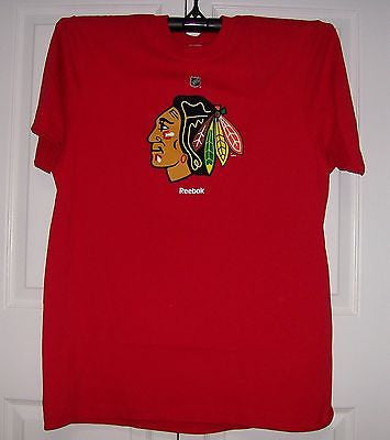 SHAW Chicago Blackhawks Reebok Player Name & Number T-Shirt Red